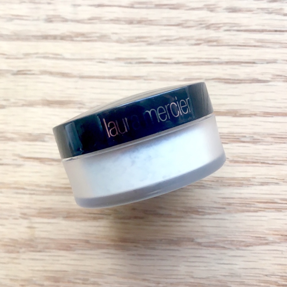 SOLD ELSEWHERE✨ Laura Mercier ✨ Translucent Powder